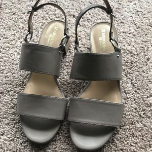 Naturalized Taupe/Gray Heels